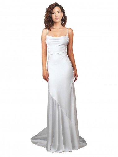 Boutique Blanc Fourreau Balayage train Satiné Soyeux Simple Plage Robes de mariée