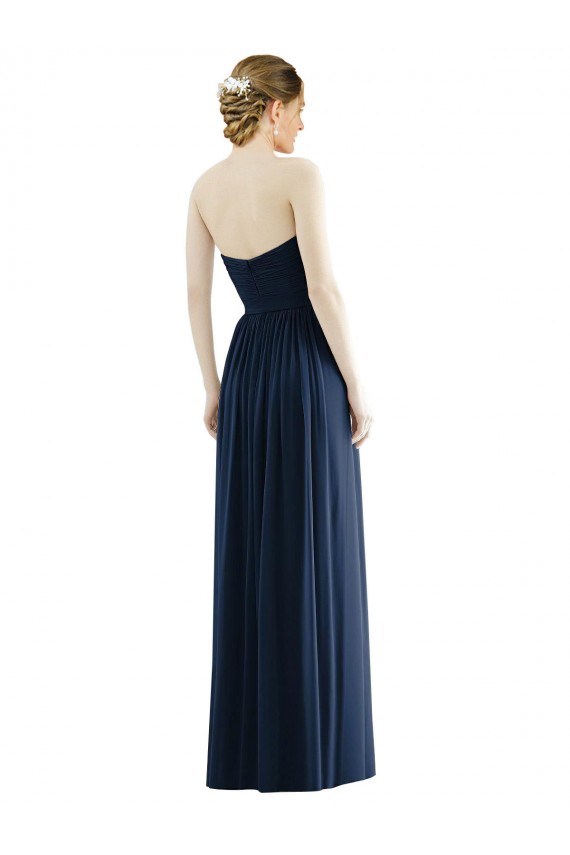 Boutique Bleu marine foncé Trapèze Sans bretelle Mousseline Longue Formelles Robes demoiselle d'honneur / Robes de soirée