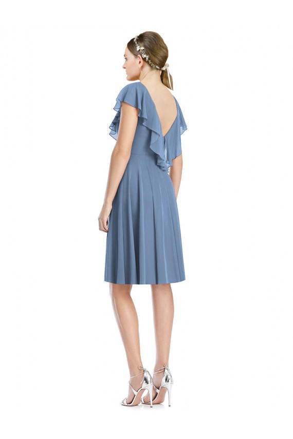 Boutique Bleu poussiéreux Trapèze Col V Mousseline Courte Robes demoiselle d'honneur
