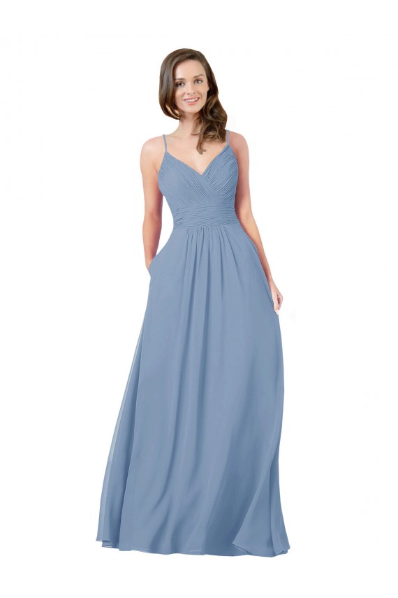 Boutique Bleu poussiéreux Trapèze Col V Mousseline Longue Robes demoiselle d'honneur