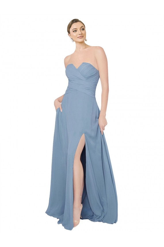 Boutique Bleu poussiéreux Trapèze Sans bretelle Mousseline Longue Robes demoiselle d'honneur