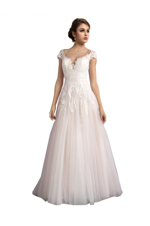 Boutique Ivoire & Champagne Trapèze Illusion Traîne cathédrale Tulle Dentelle Plage Robes de mariée