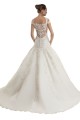 Boutique Ivoire Sirène Épaule Dénudée Balayage train Tulle Dentelle Robes de mariée