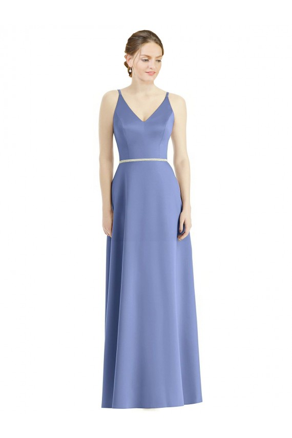 Boutique Periwinkle Trapèze Bretelles spaghetti Col V Satiné Longue Robes demoiselle d'honneur